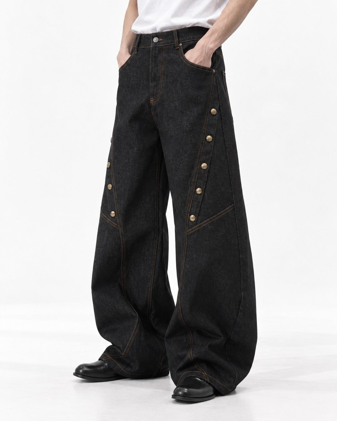 Curved-Seam Snap-Button Wide-Leg Pants