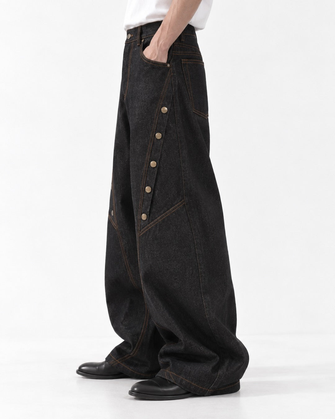 Curved-Seam Snap-Button Wide-Leg Pants
