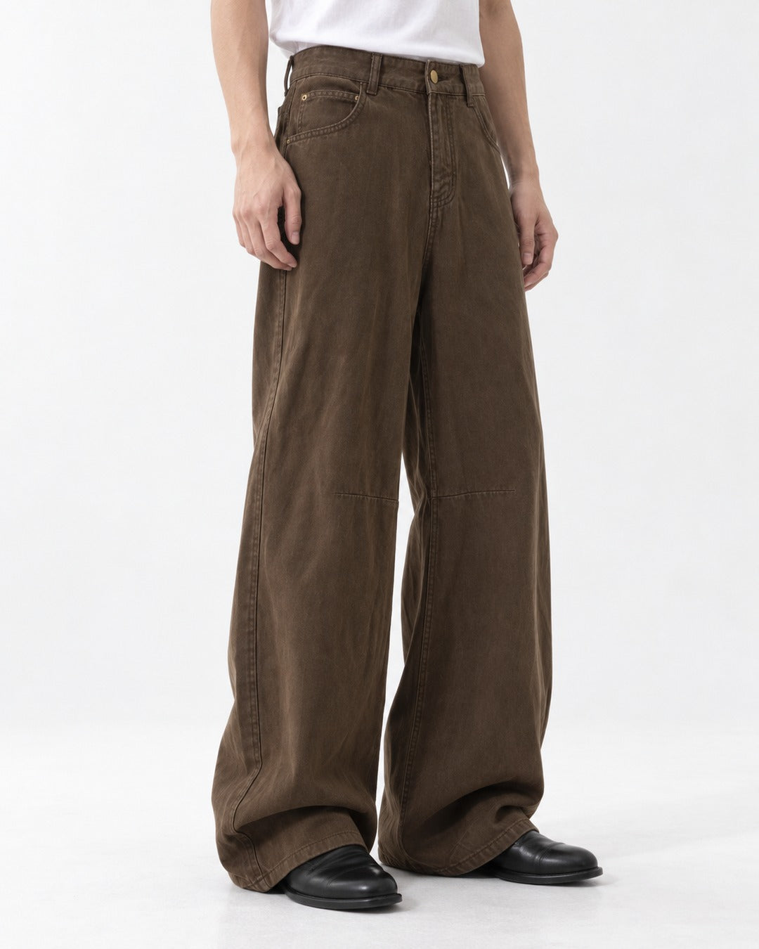 Knee-Panel Wide-Leg Jeans