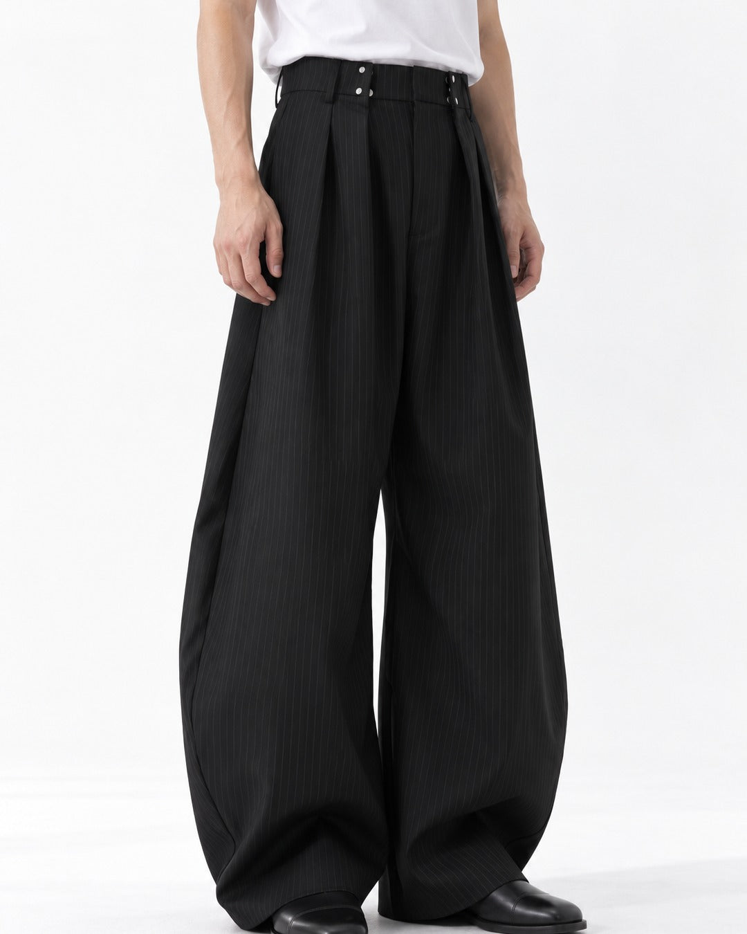 Twin-Snap Waist Pinstripe Balloon Trousers