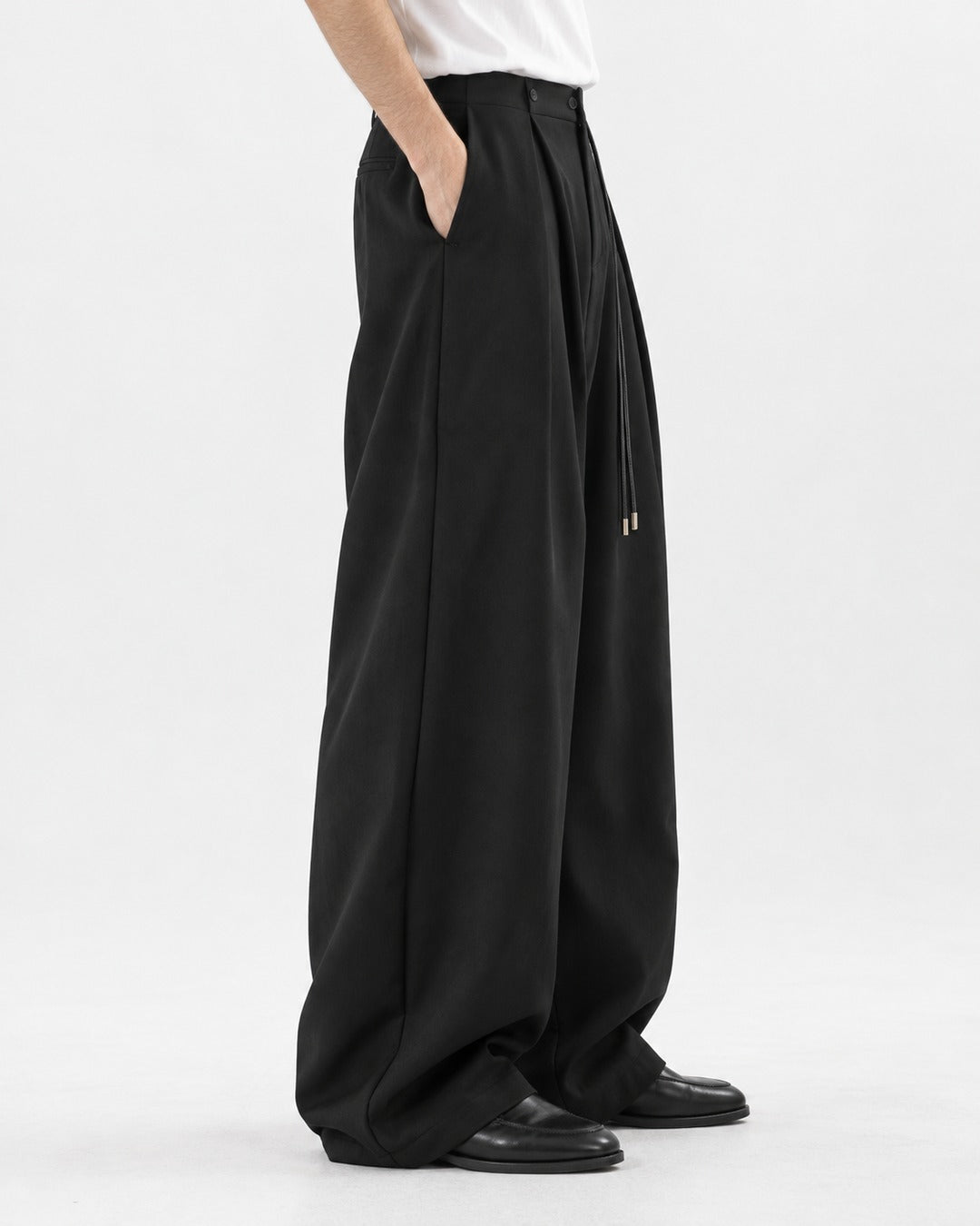 Drawstring Pleated Wide-Leg Trousers