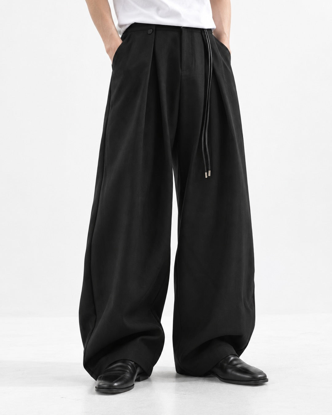 Drawstring Pleated Wide-Leg Trousers
