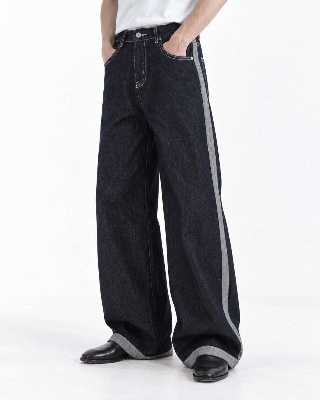 Reverse-Seam Side-Panel Wide-Leg Jeans