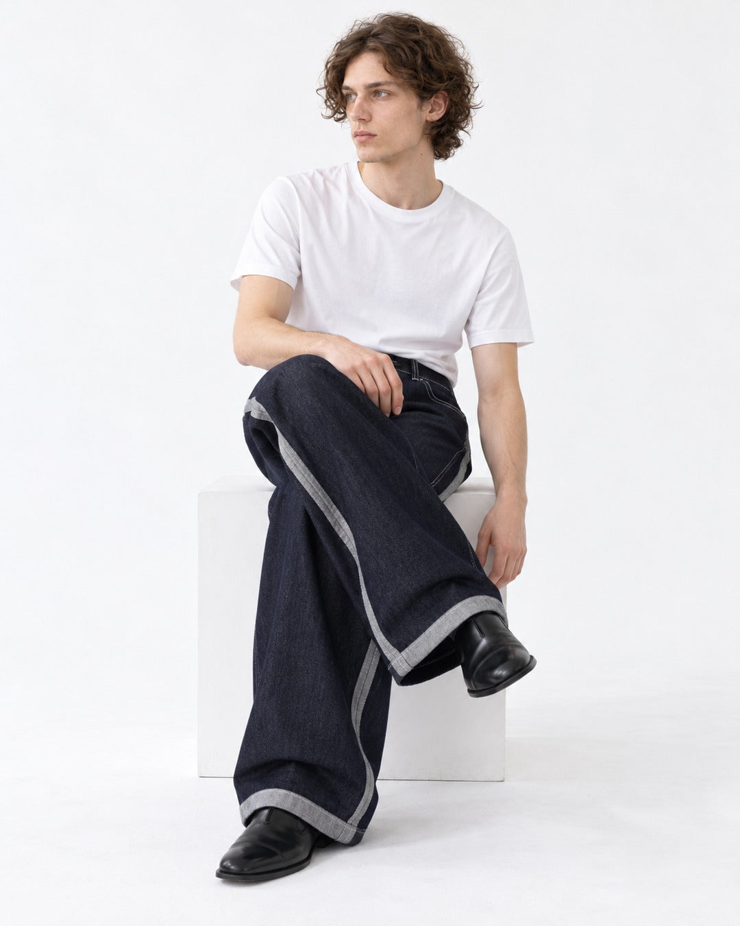 Reverse-Seam Side-Panel Wide-Leg Jeans