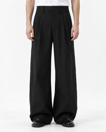 Pleated Wide-Leg Trousers With Side Zip Pocket