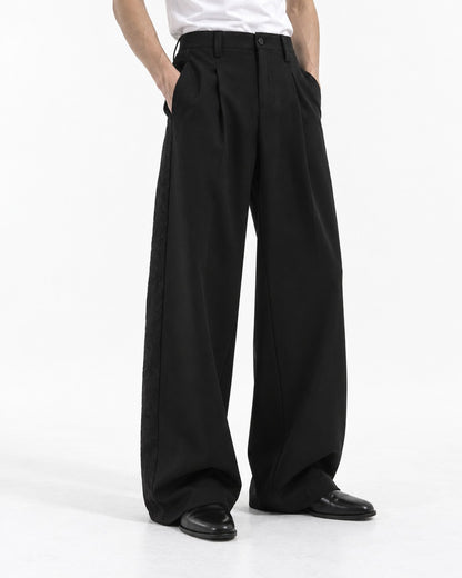 Pleated Wide-Leg Trousers With Side Zip Pocket