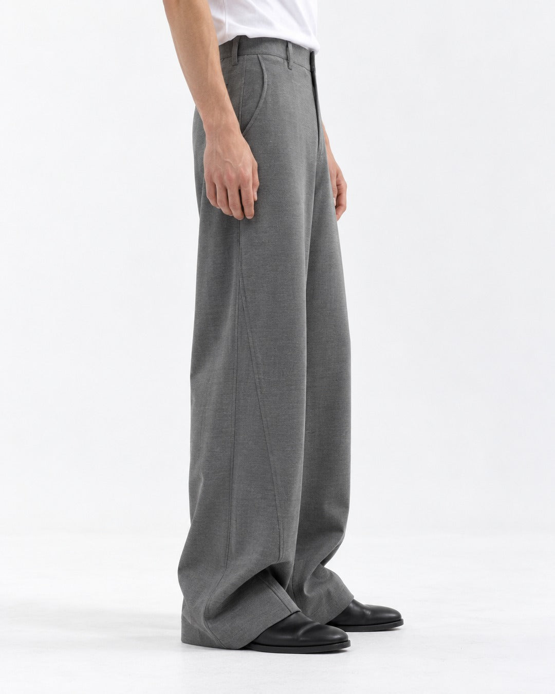 High-Waist Wide-Leg Trousers with Contrast Side-Seam Piping