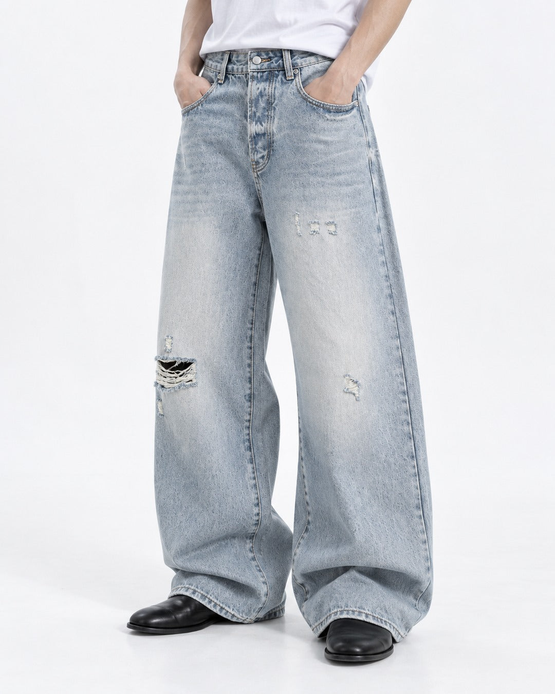 Distressed Wide-Leg Jeans With Raw Hem