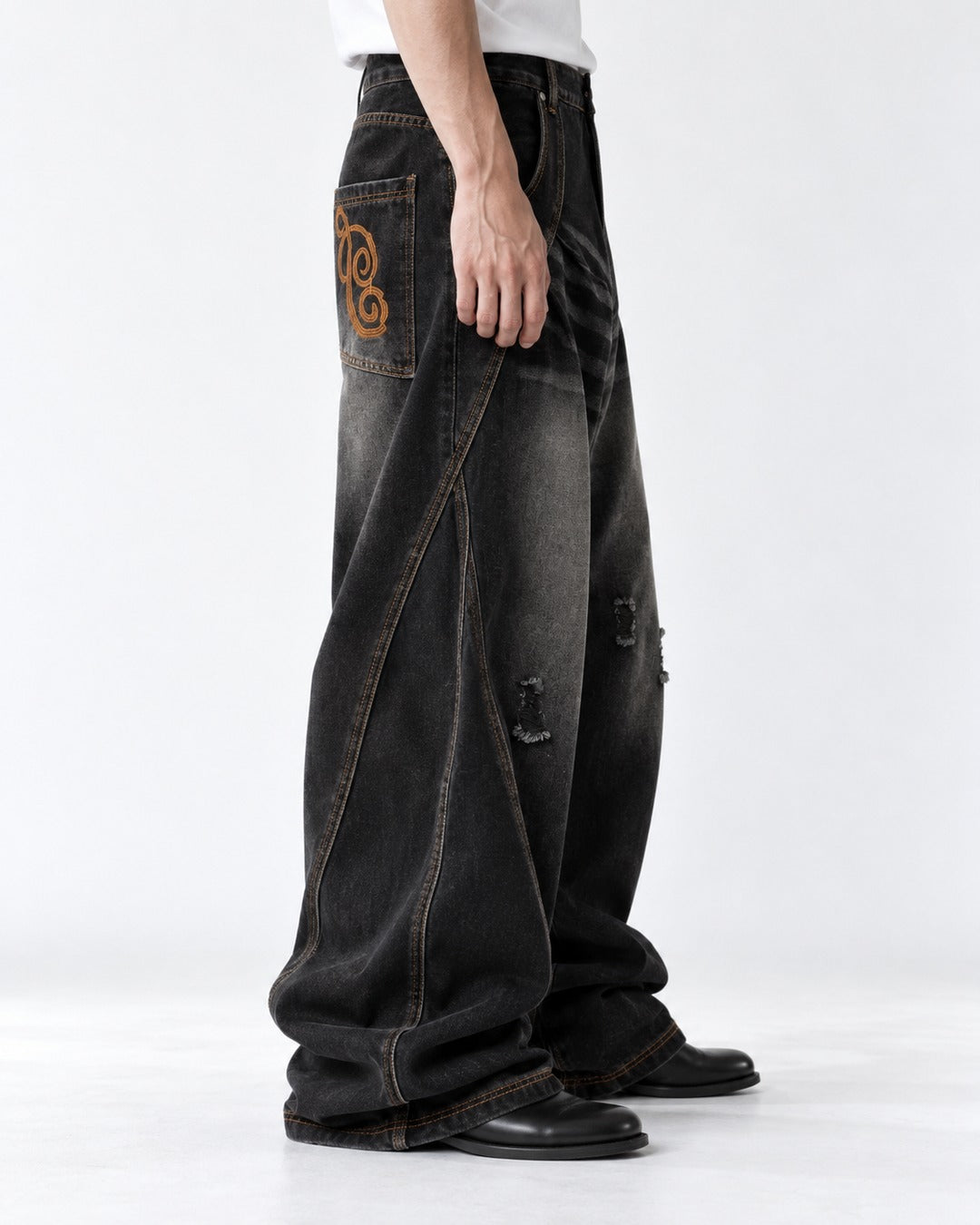 Contrast-Stitch Balloon-Leg Jeans