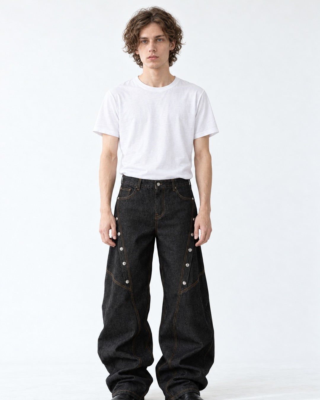 Snap-Trim Curved-Panel Wide-Leg Jeans