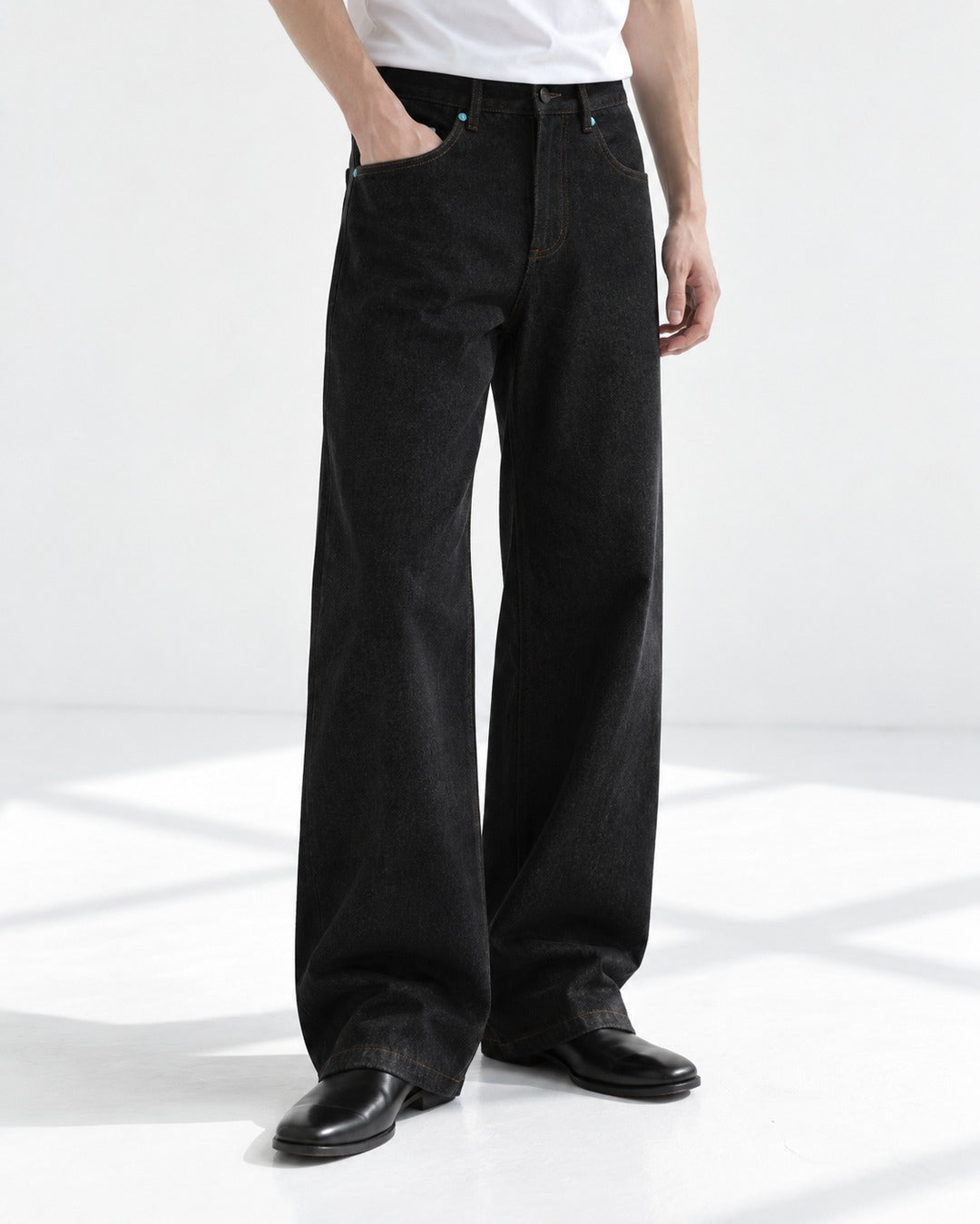 Turquoise Rivet Wide-Leg Jeans