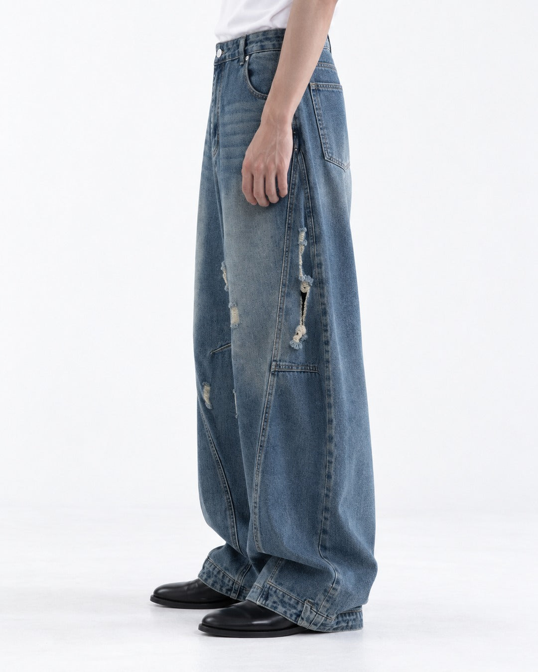 Curved-Panel Cuffed-Hem Jeans