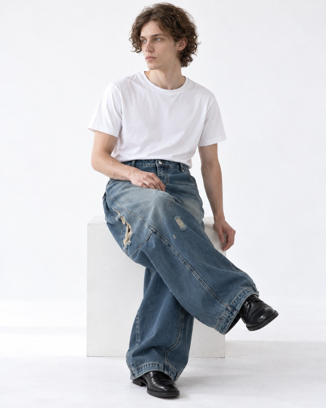 Curved-Panel Cuffed-Hem Jeans