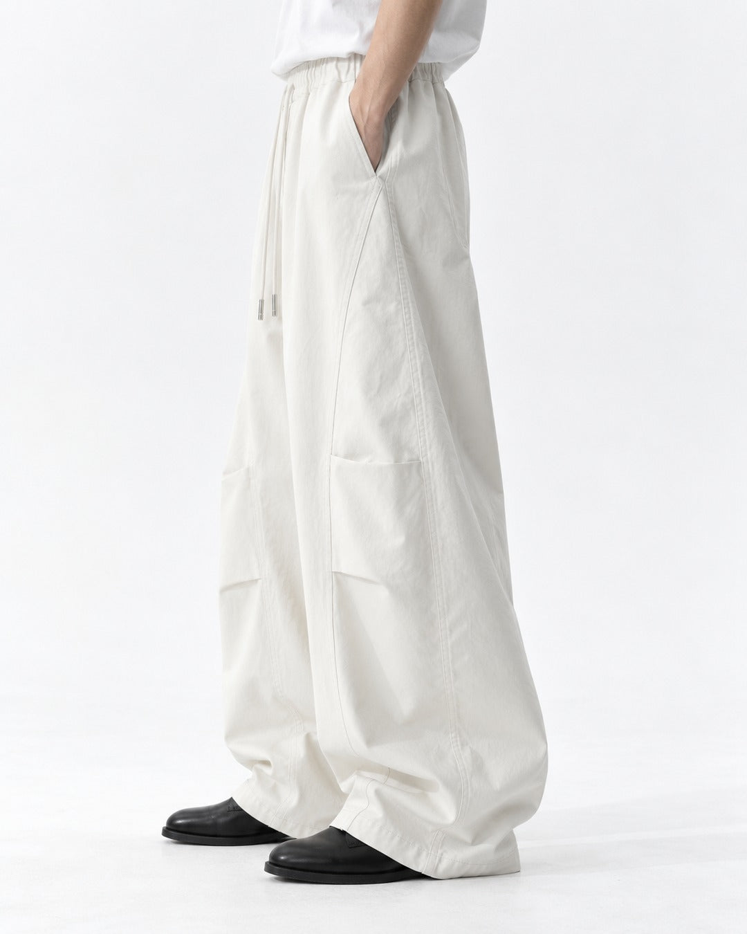Drawstring Diagonal-Pocket Balloon Pants