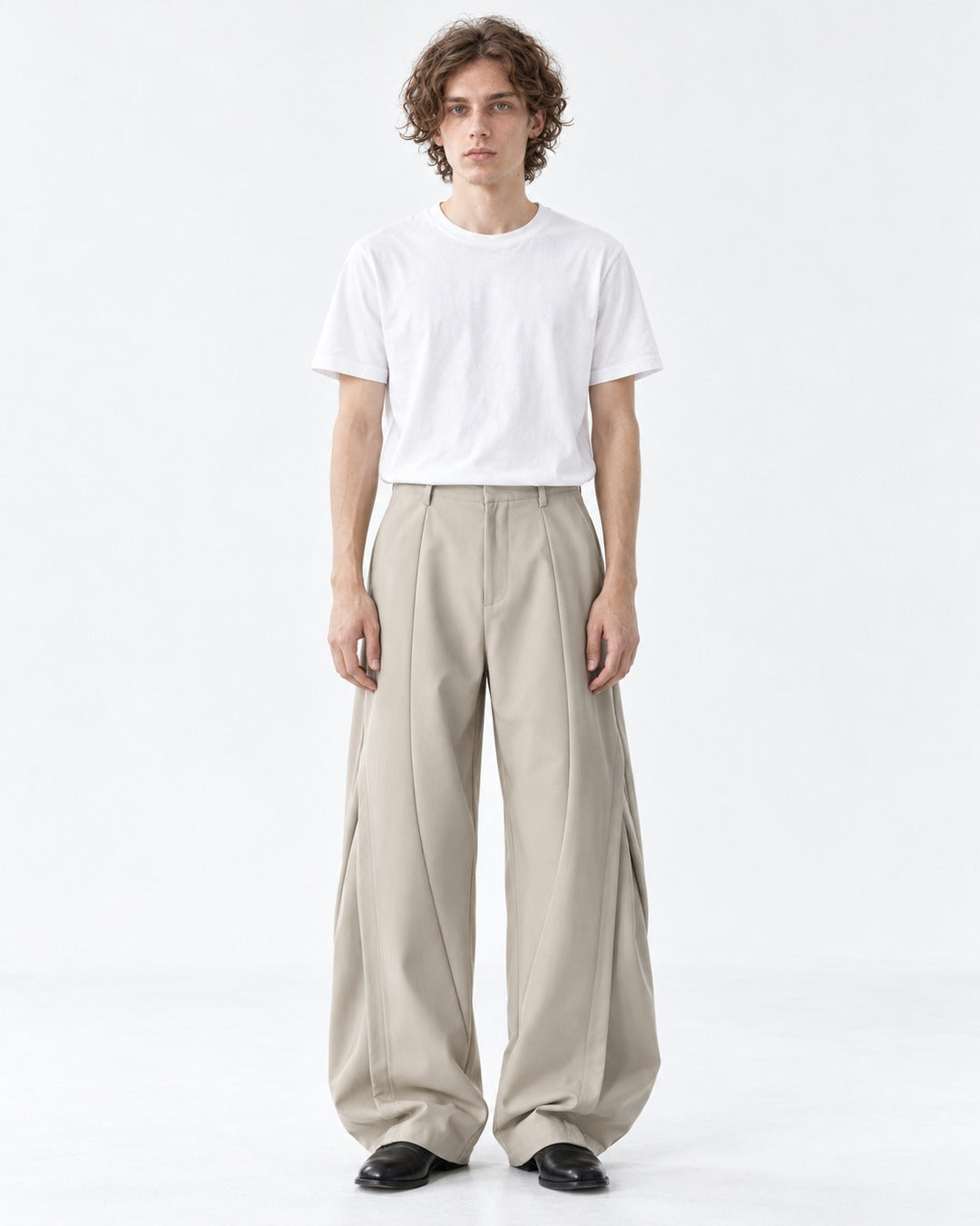 Crossed Seam Balloon-Leg Trousers