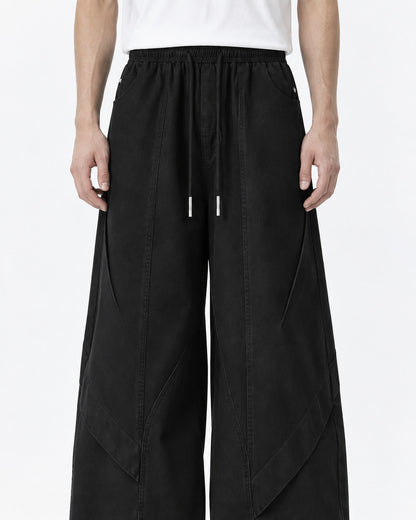Diagonal-Seam Balloon-Leg Workwear Pants