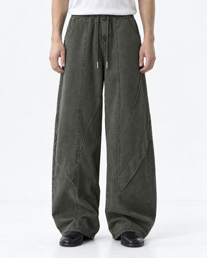 Diagonal-Seam Balloon-Leg Workwear Pants