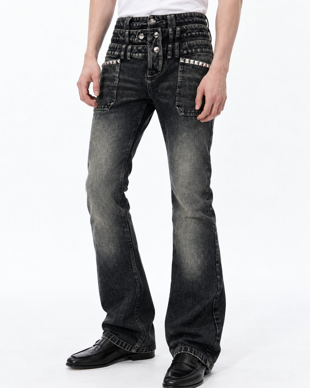 Rivet-Detail Distressed Jeans