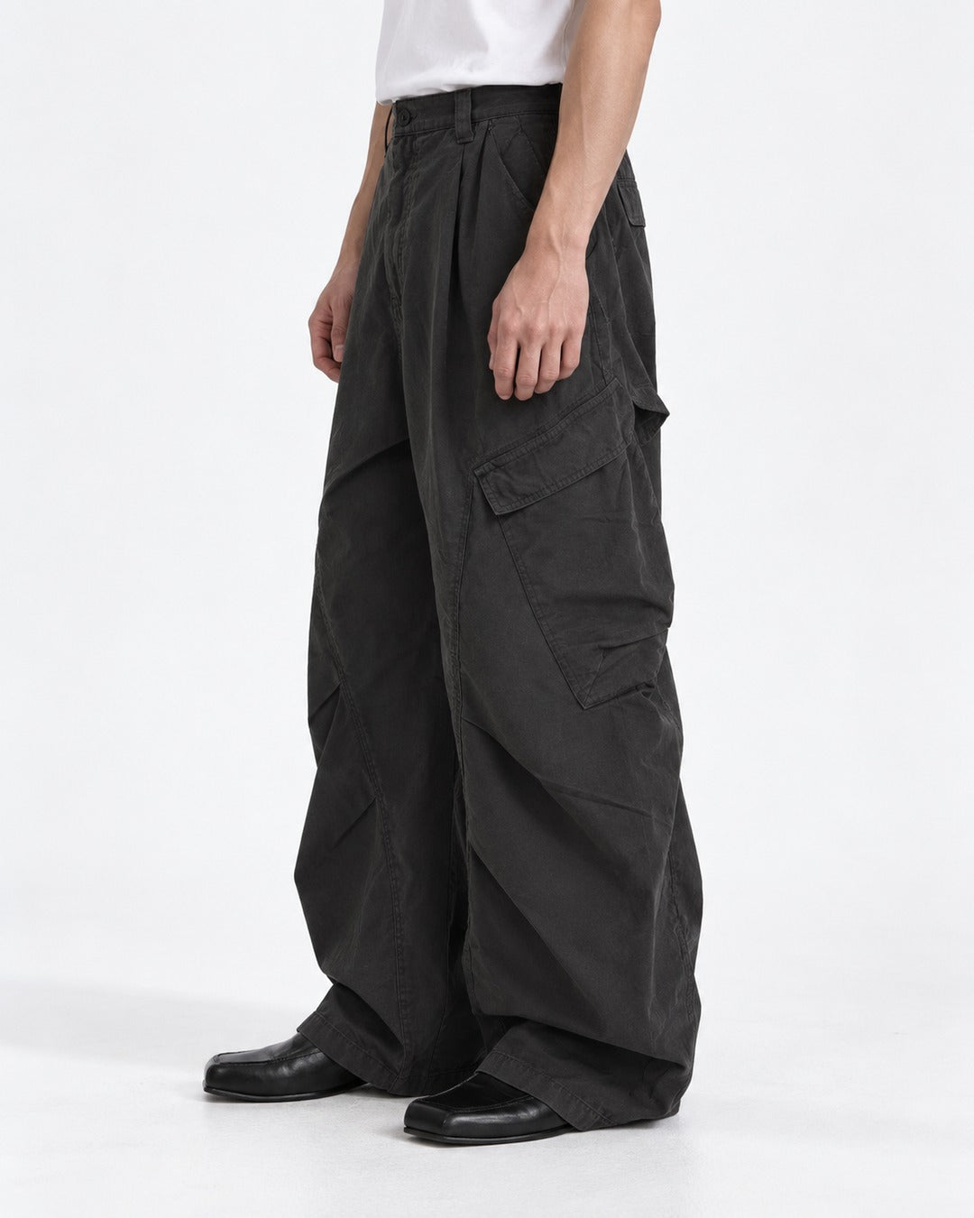 Pleated Cocoon-Leg Cargo Pants