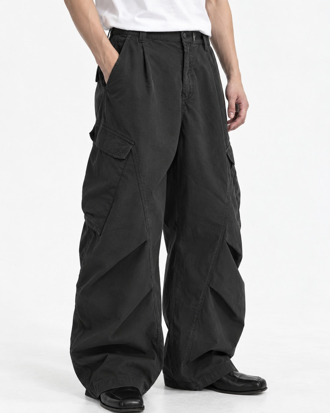 Pleated Cocoon-Leg Cargo Pants