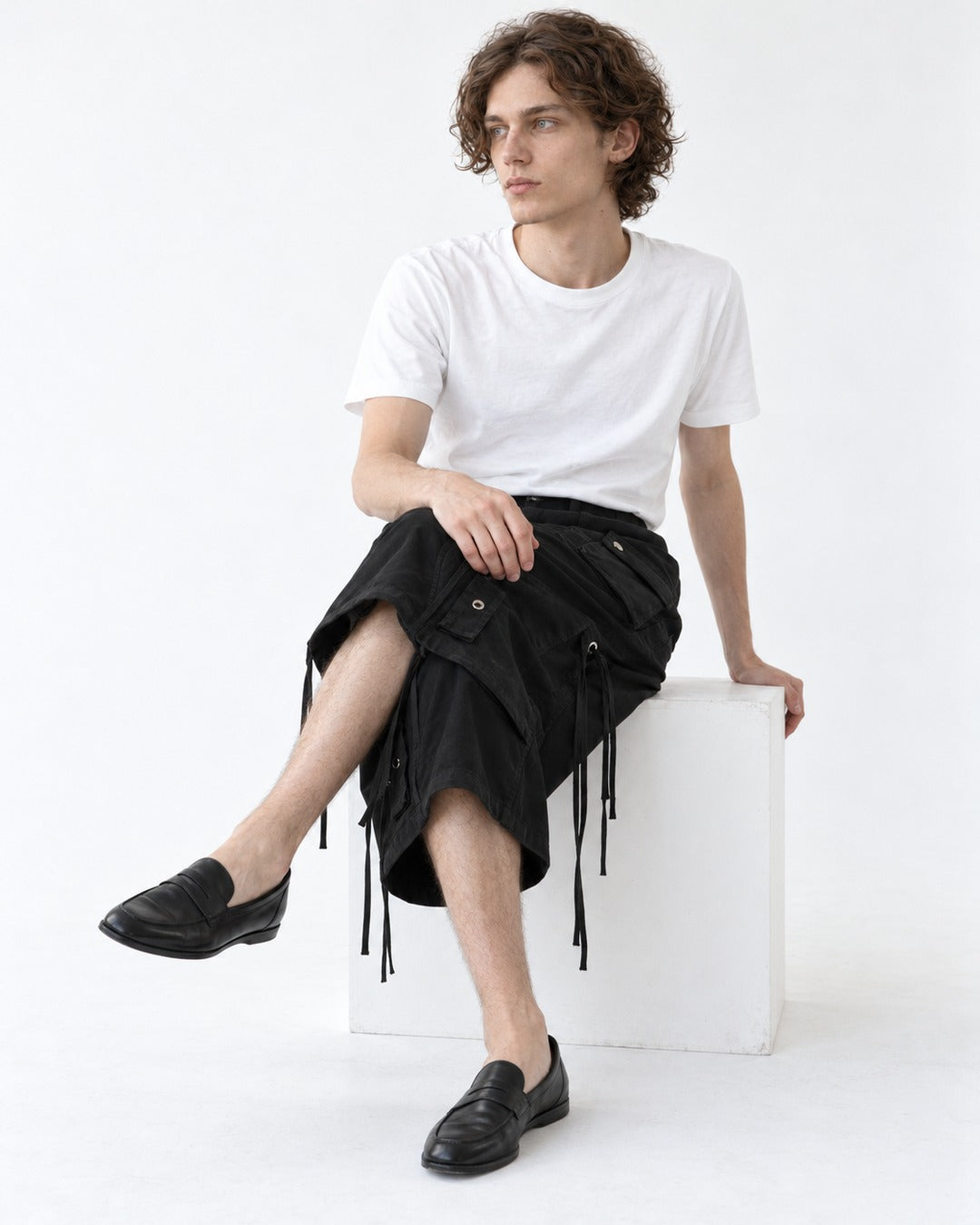 Multi-Pocket Workwear Shorts with Drawstring Hem
