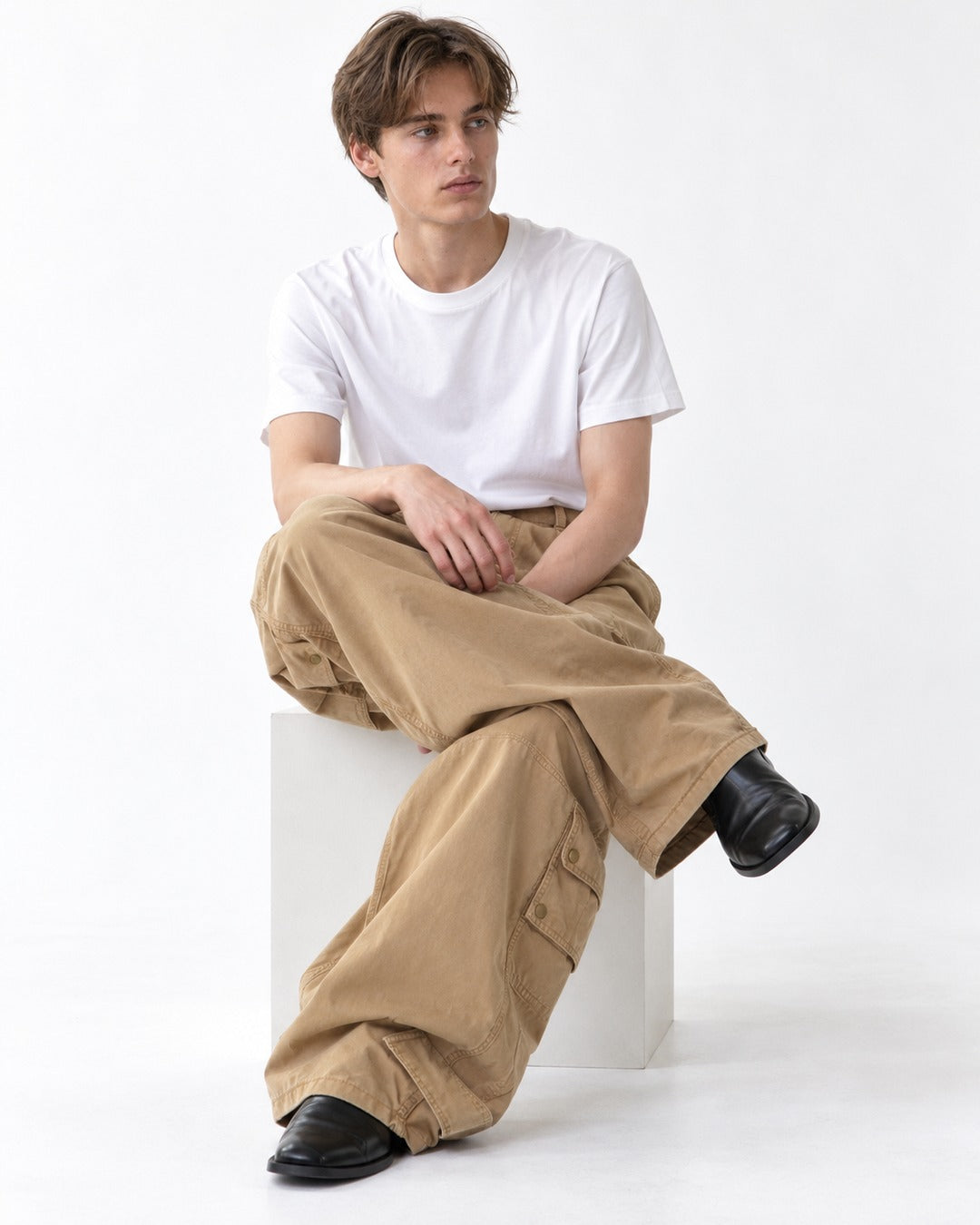 Pleated Patch-Pocket Barrel-Leg Cargo Pants