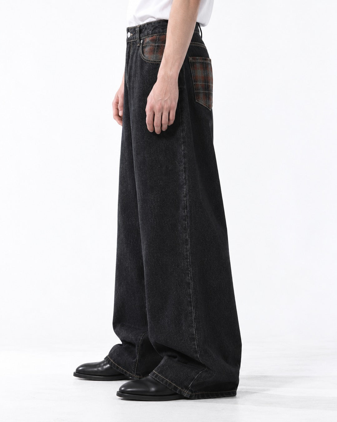 Plaid-Pocket Contrast-Stitch Wide-Leg Jeans