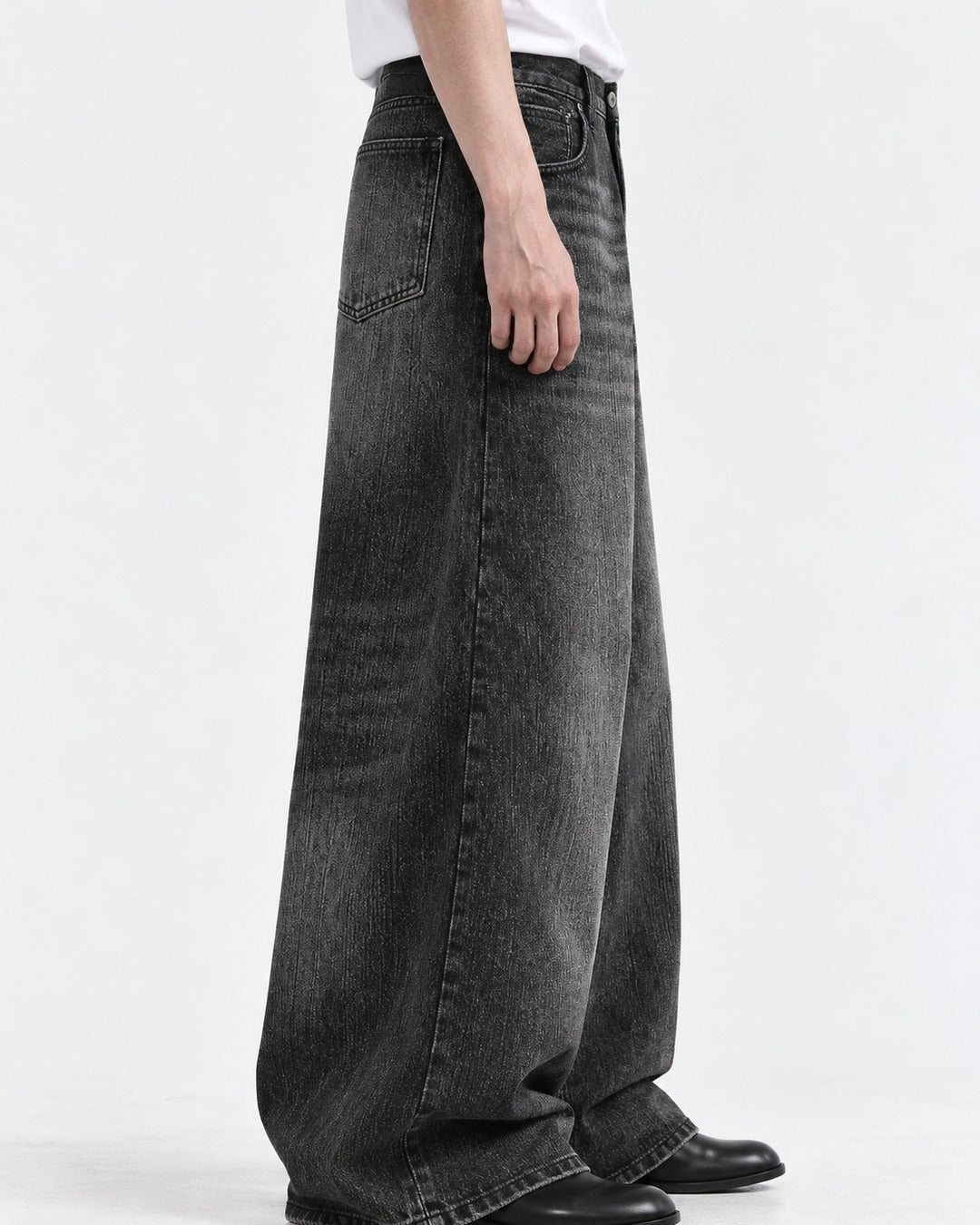 Streak-Fade Wide-Leg Jeans