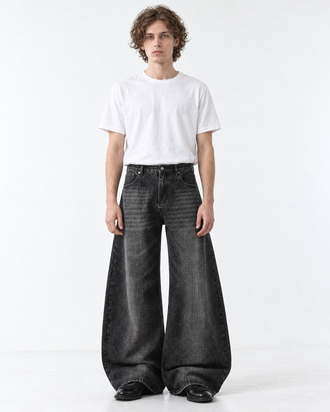 Streak-Fade Wide-Leg Jeans