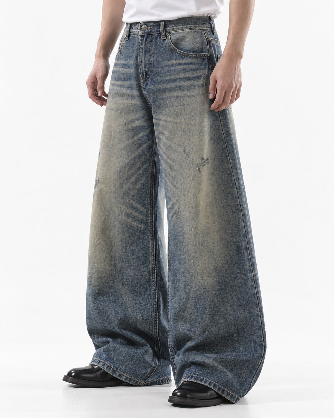 Distressed-Wash Wide-Leg Jeans