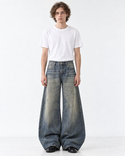 Distressed-Wash Wide-Leg Jeans