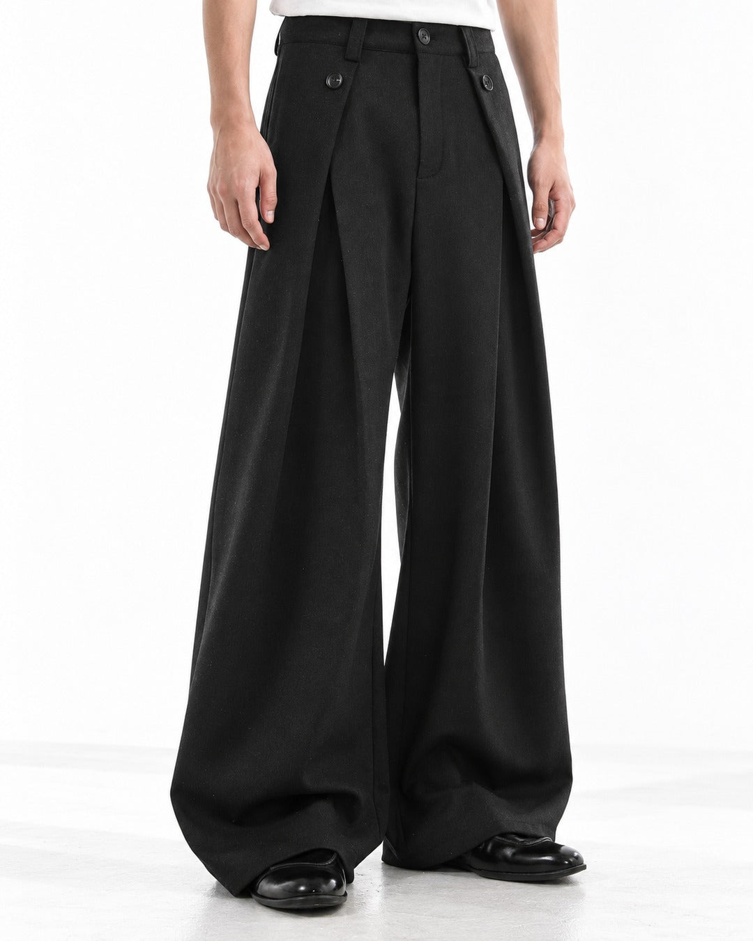 Pleated Wide-Leg Pants with Ankle Zip