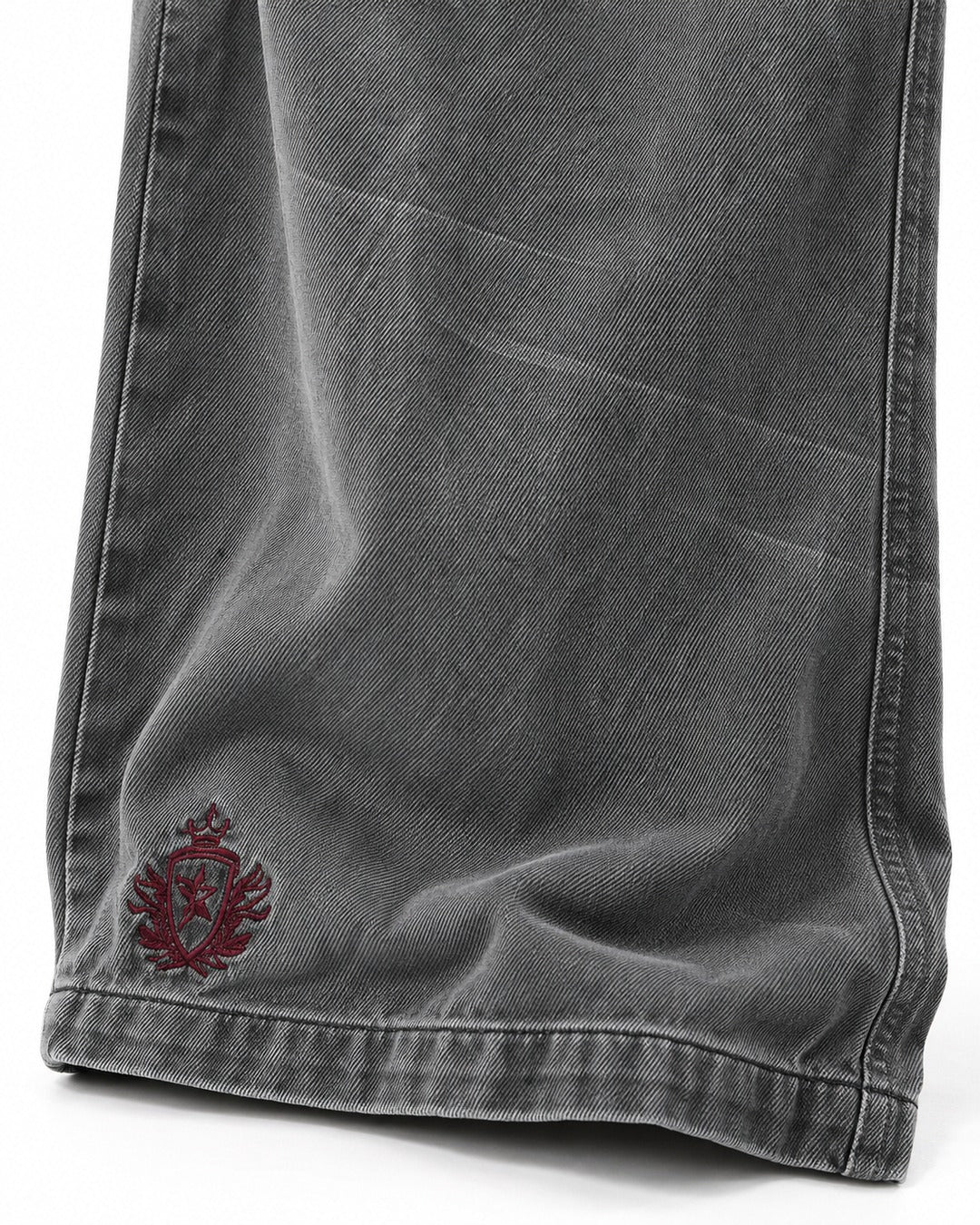 Star-Embroidered Wide-Leg Cargo Jeans