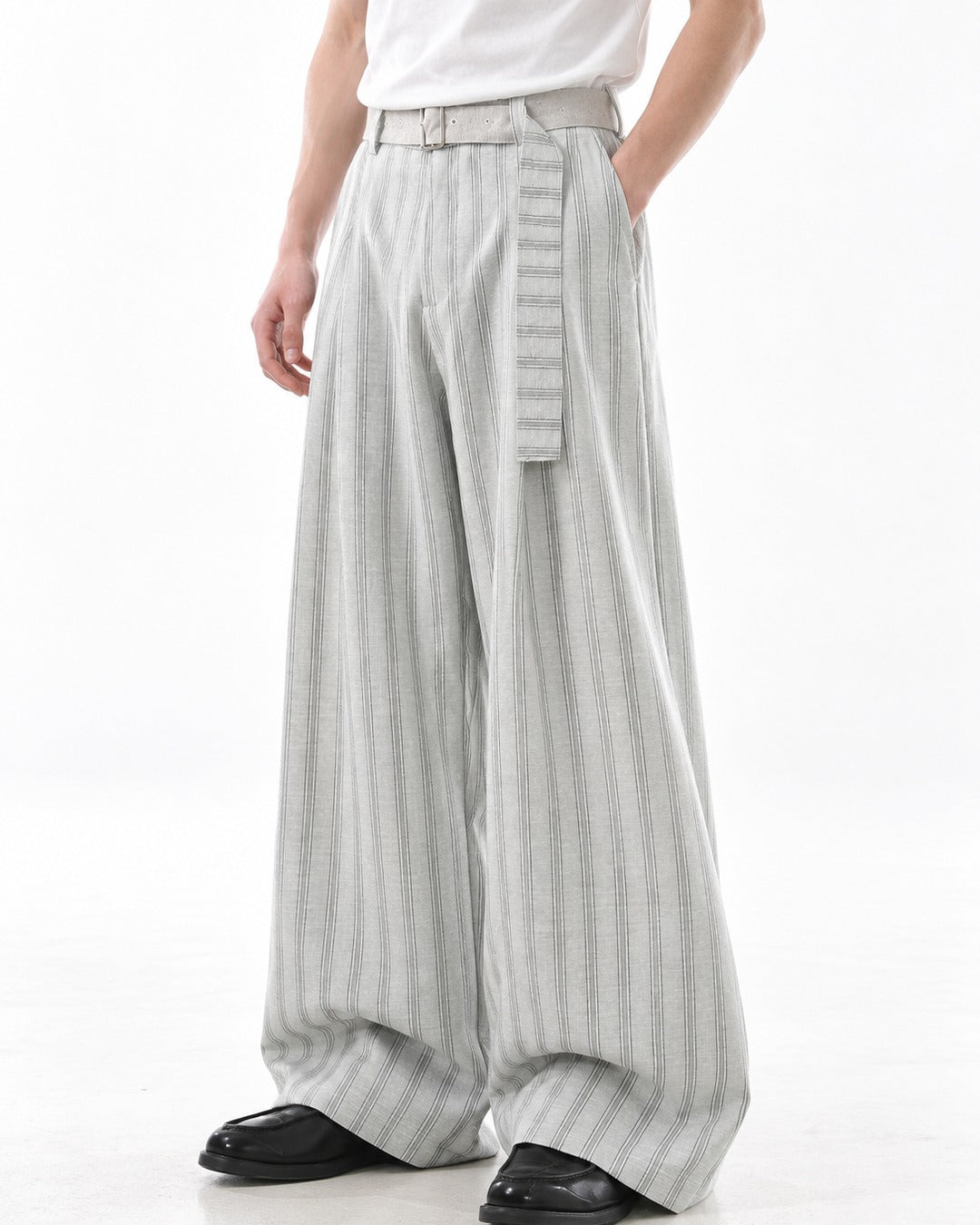 Belted Striped Wide Trousers