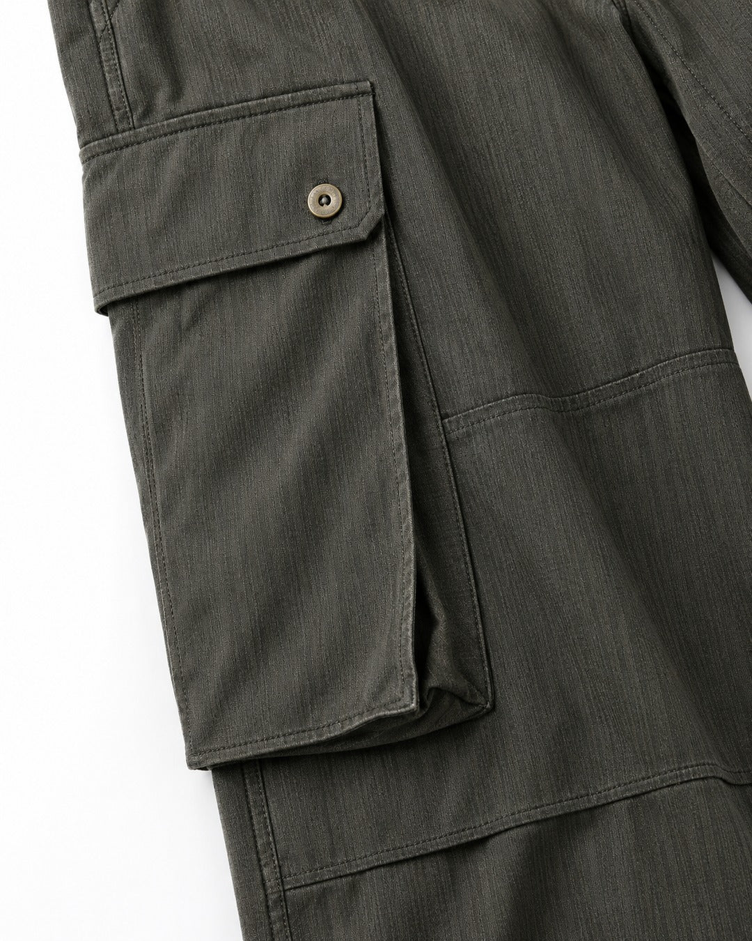 Flap Pocket Paneled Wide-Leg Cargo Trousers