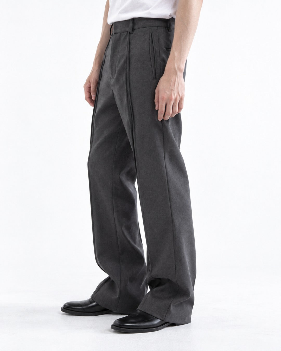 Curved Double-Seam Flare Trousers