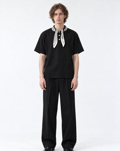 Tee with Graphic Collar Print