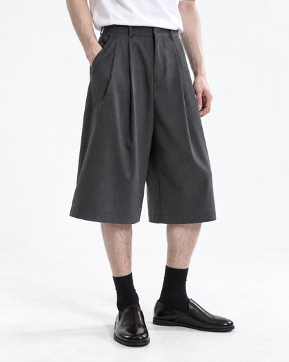 Pleated Wide-Leg Shorts
