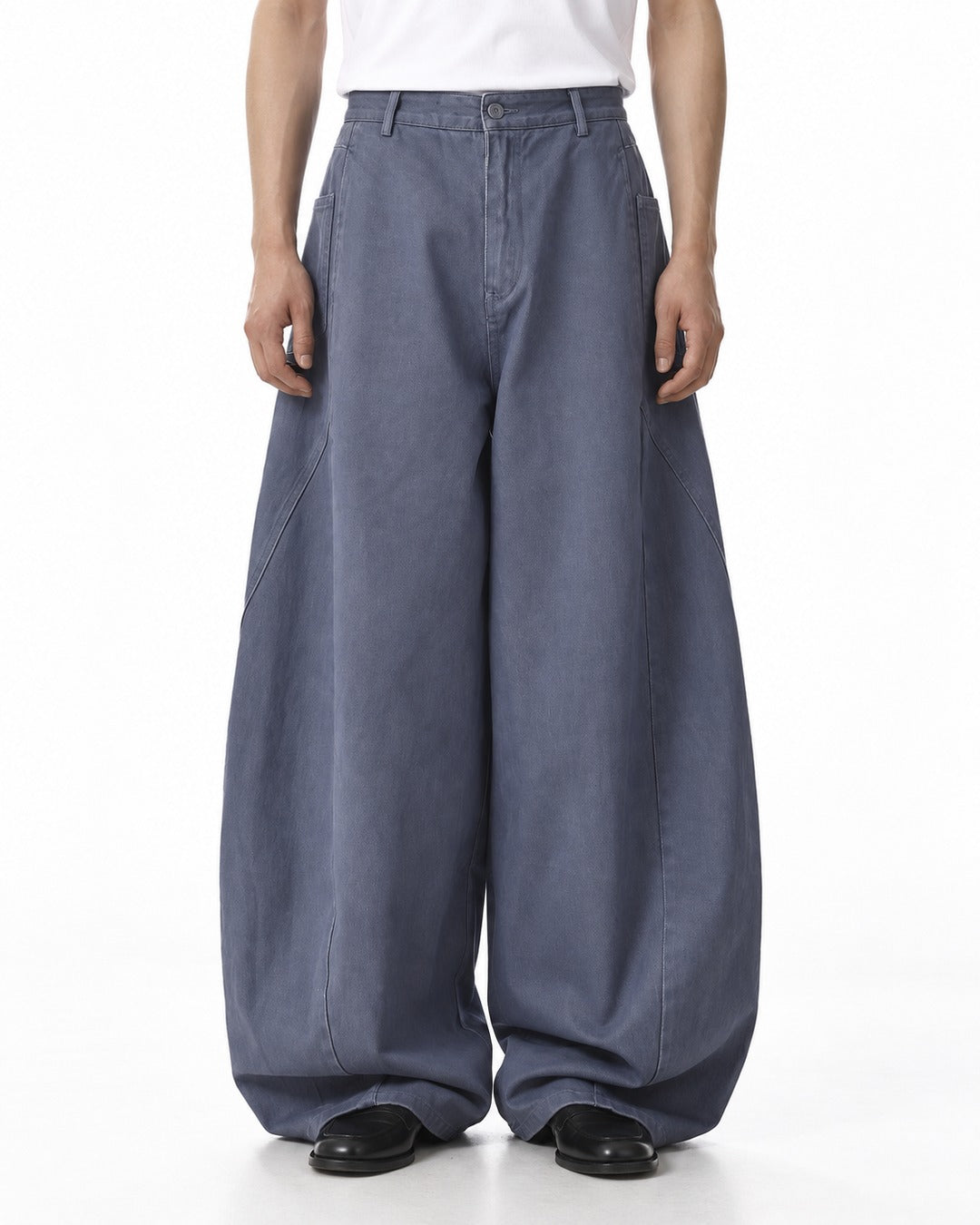 Washed Balloon-Leg Jeans