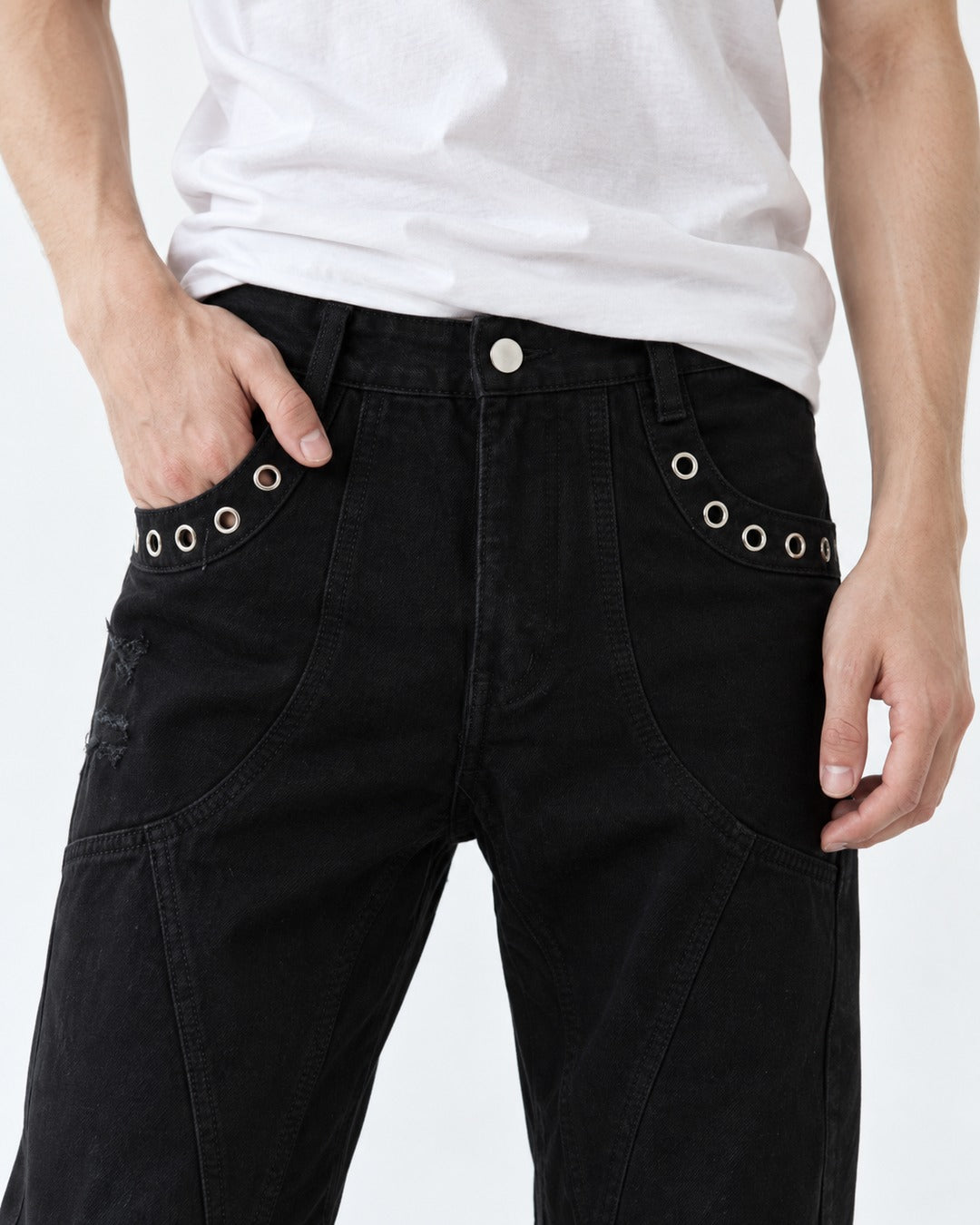 Grommet-Detail Flared Jeans
