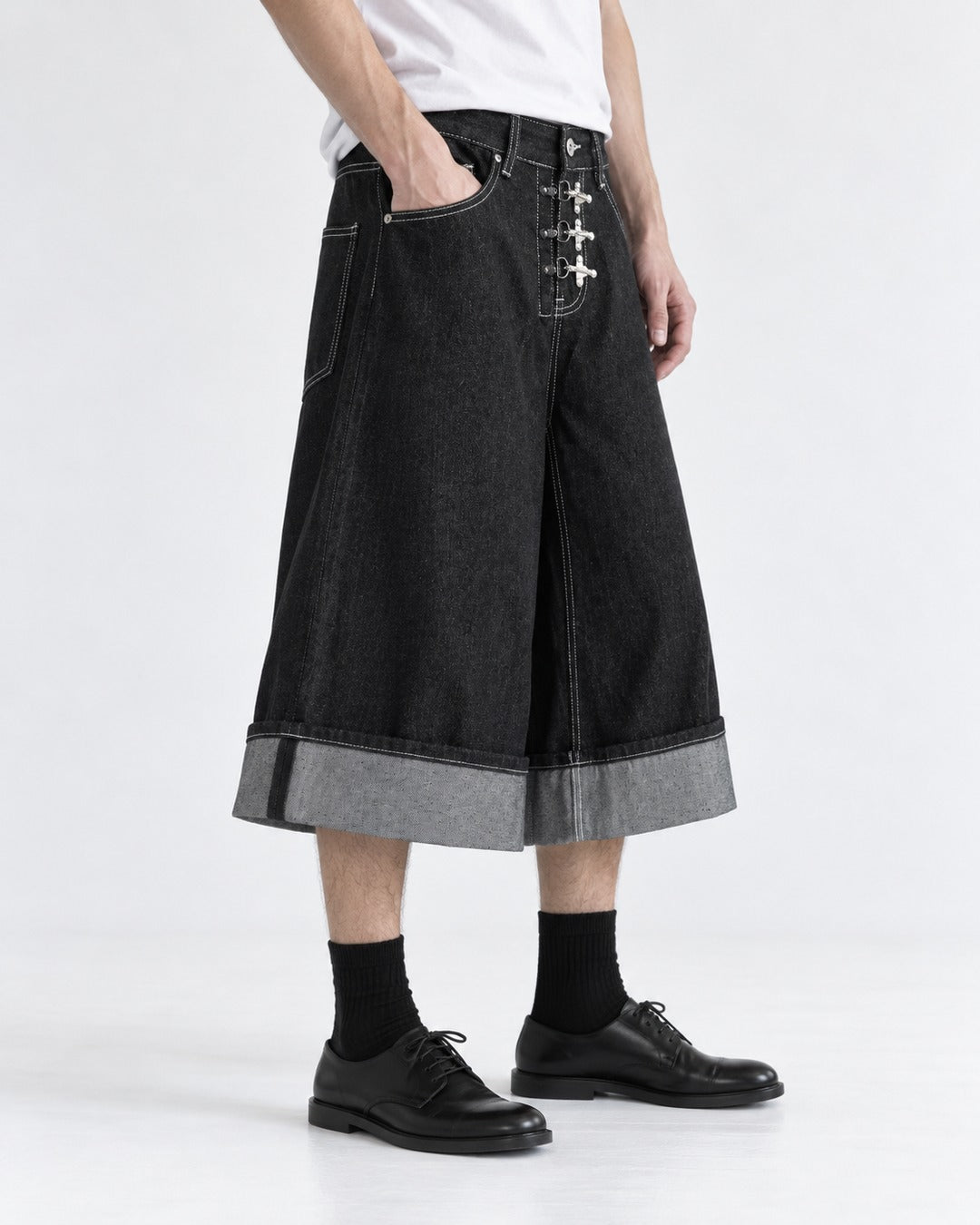 Cropped Wide-Leg Pants with Cuffed Hem