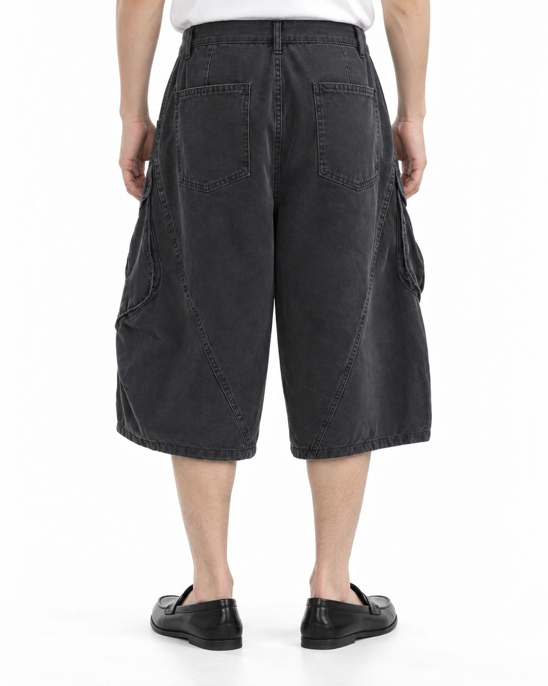 Wide-Leg Cargo Shorts with Multiple Pockets
