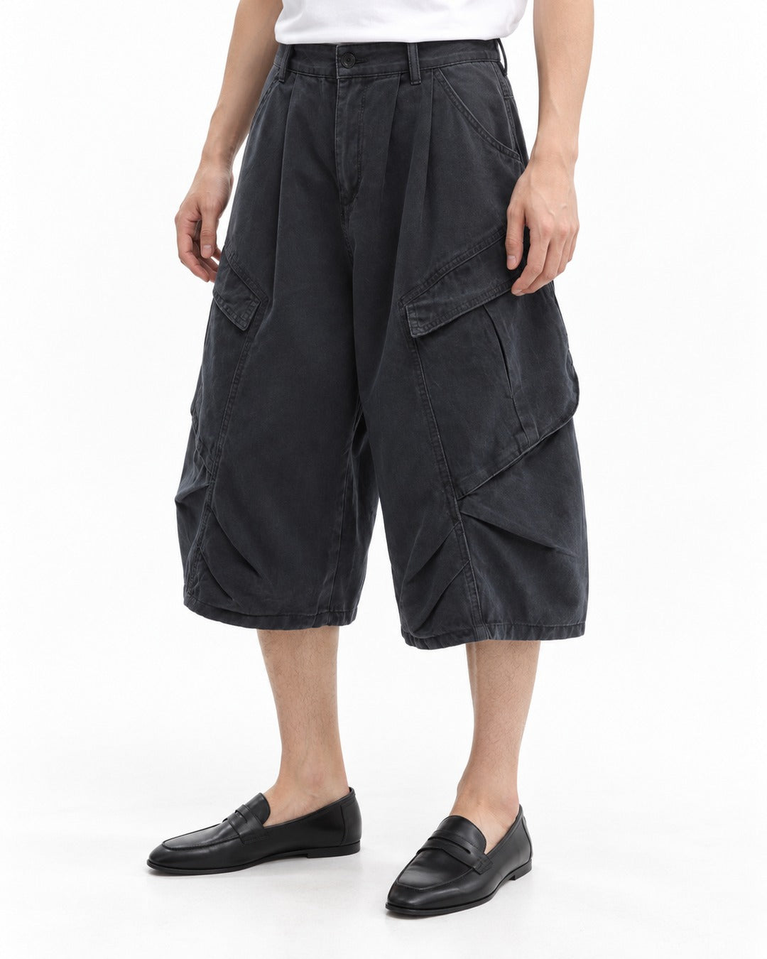 Wide-Leg Cargo Shorts with Multiple Pockets